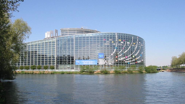 Debate sobre la salud oral y la salud general en el Parlamento Europeo