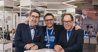 Science, friendship and a shared passion for endodontics: Endodontic community celebrates 25 years of ROOTS SUMMIT