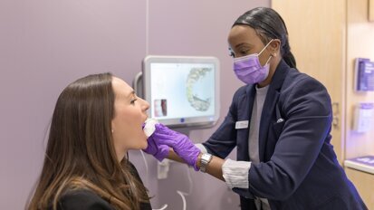 SmileDirectClub launches in UK