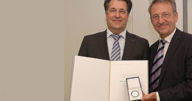 Auszeichnung für Dr. Gerald Hartmann