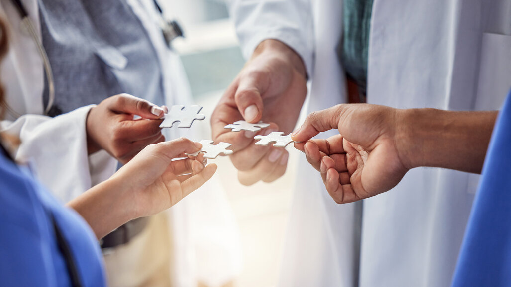 Stress und Nachfolge bleiben Herausforderung der schweizerischen Ärzteschaft