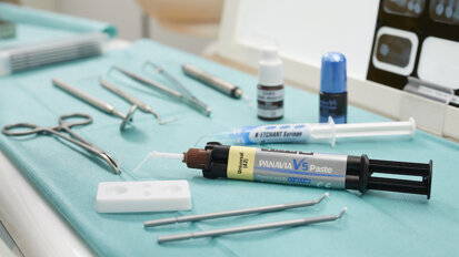 PANAVIA V5: One cement. All cement indications. One prime procedure.