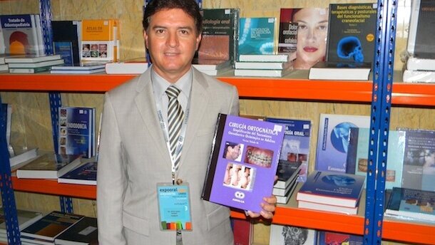 Presentación de libro sobre Cirugía Ortognática