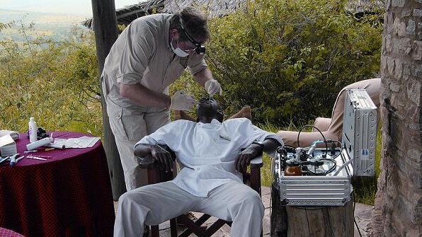Daktari for Maasai – First dental project at Ololosokwan clinic