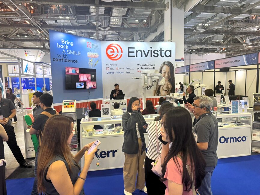 At the Envista booth (N52), participants had the opportunity to attend two expert-led sessions per day. 