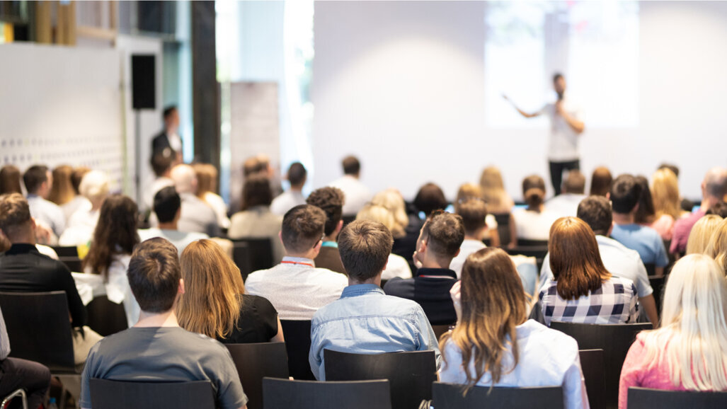 The best in implant dentistry and periodontics will be speaking at EuroPerio10 in June