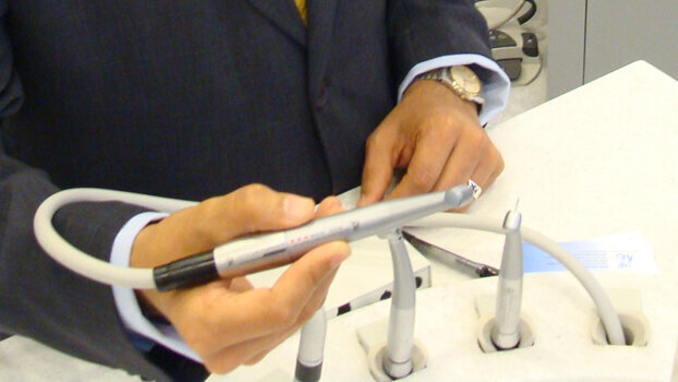 KaVo unveils new handpiece