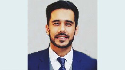 Dr Farjad Zafar’s innovative biomaterials research earns global recognition