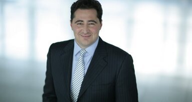 „Auch der Dentalmarkt kann sich der gegenwärtigen Wirtschaftskrise nicht vollends entziehen.“