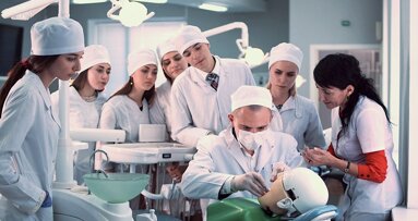 Un Máster en Ortodoncia entre España y Francia