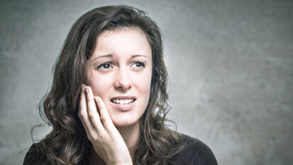 Forscher untersuchen Burning-Mouth-Syndrom