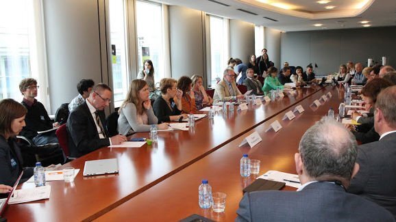 Dia Europeu da Saúde Bucal para aumentar a sensibilização sobre câncer bucal