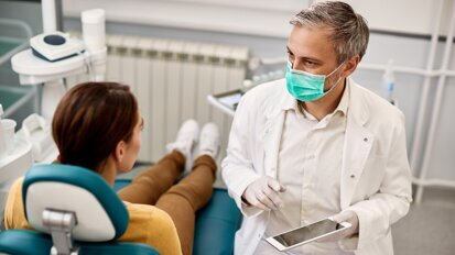 Rauchen und Mundgesundheit – Medizinisches Fachpersonal als wichtige Schnittstelle zu Rauchenden