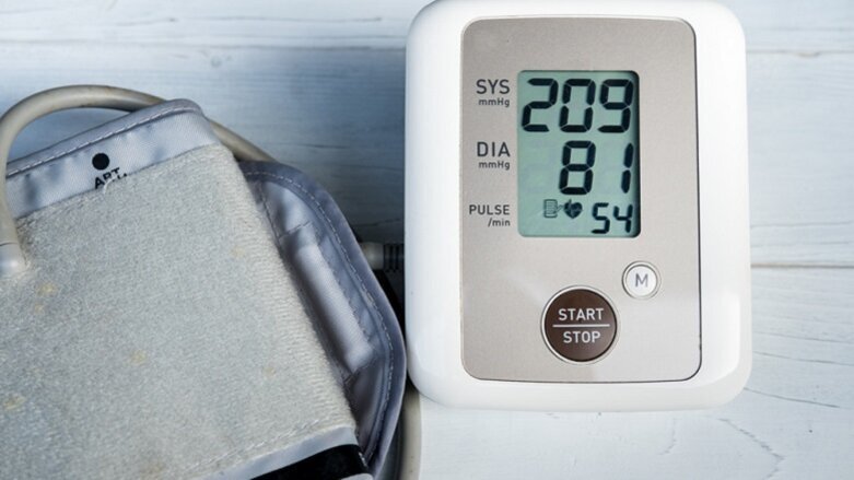 Treating periodontitis may help lower blood pressure