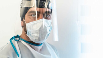 Pesquisadores enfatizam a importância da seleção apropriada de EPI durante a pandemia de COVID-19