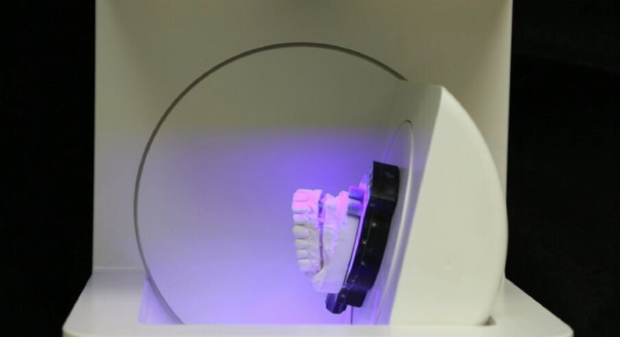 Fig. 7: Scanning the aesthetic mock-up.