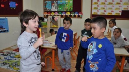 Çocuklara 