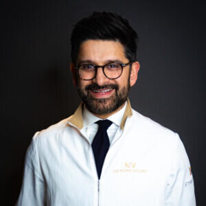 Dr Monik Vasant