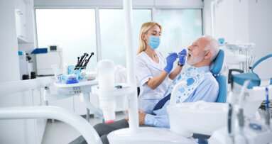 Impaired cognitive function is a risk indicator for dental caries