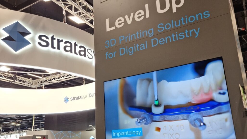 Oxy Implant è testimonial per le stampanti DentaJet con tecnologia PolyJet di Stratasys