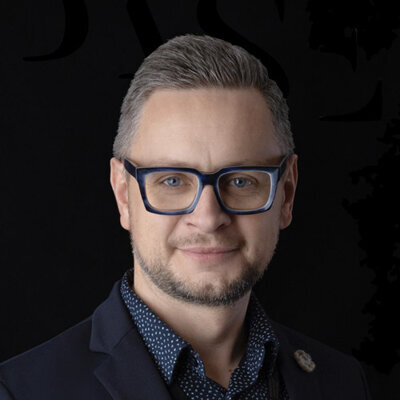 Dr Grzegorz Wasiluk