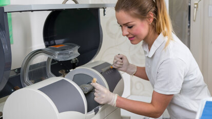 The integration of CAD/CAM into dental school curricula