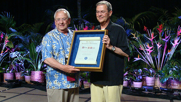 Top endodontists are honored with awards