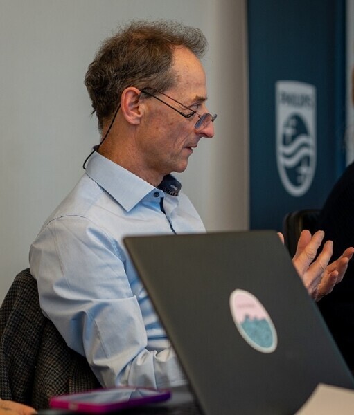 Prof. Iain Chapple.