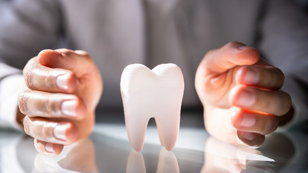 LMDC arranges oral health program at Kingston College