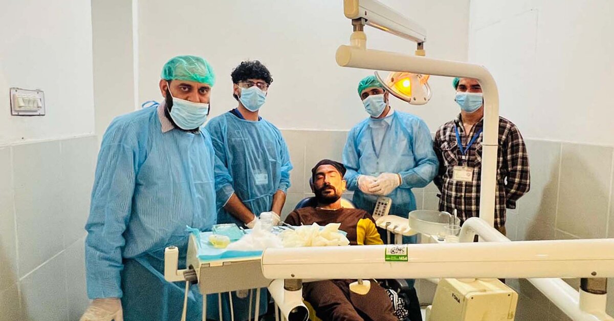 DT News - Pakistan - Dental team provides essential oral healthcare ...