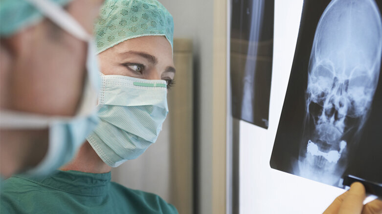 Strahlen-Chemotherapie bleibt vorerst Standard bei Mundkrebs