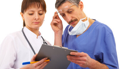 Public, patients agree that oral surgeons are most qualified to place implants