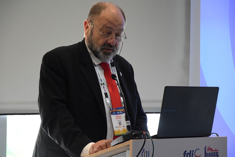 FDI World Dental Federation President Dr Nikolai Sharkov presenting the 2026 World Oral Health Day Awards. 