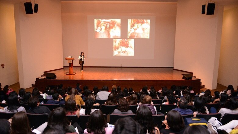 Una conferencia en uno los salones del congreso de UNAM.