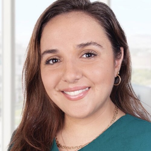 Dr Fernanda Zegarra