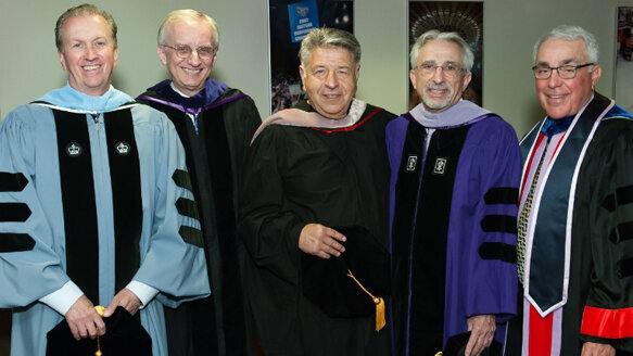 Steven W. Kess of Henry Schein receives Harry Strusser Memorial Award