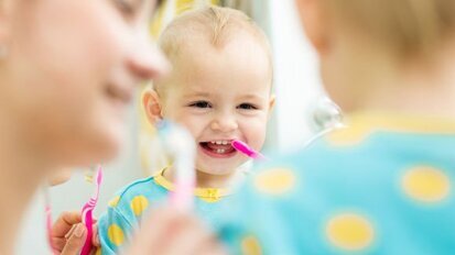 Cinco coisas que você precisa saber antes de guardar o dente de leite do seu filho