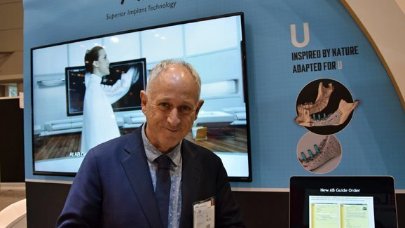 Интервю: Най-добрият водач за прецизно поставяне на зъбни импланти
