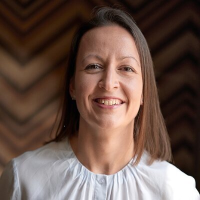 Dr Ana Stevanović