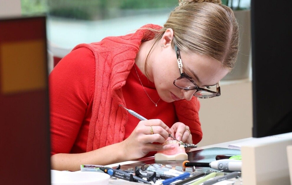 Die Ivoclar Summer School richtet sich an Studierende, die bereits erste praktische Grundlagen beherrschen. © Ivoclar