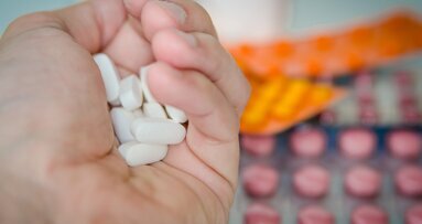 Mniej opioidów, ale więcej kodeiny w leczeniu stomatologicznym