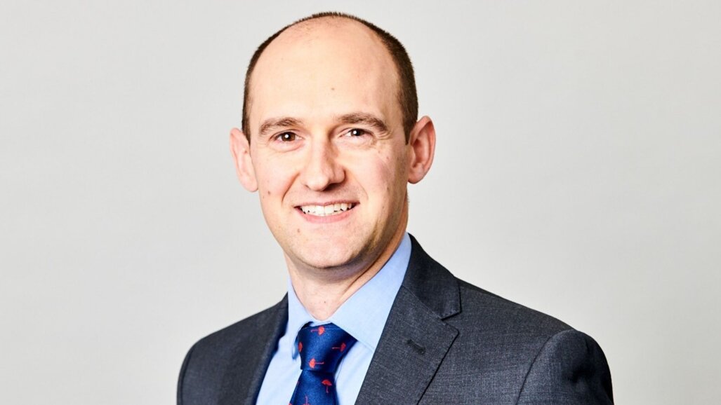 Interview: “Rethinking irreversible pulpitis: Can vital pulp therapy replace RCT?”: Dr Simon Stone, PhD