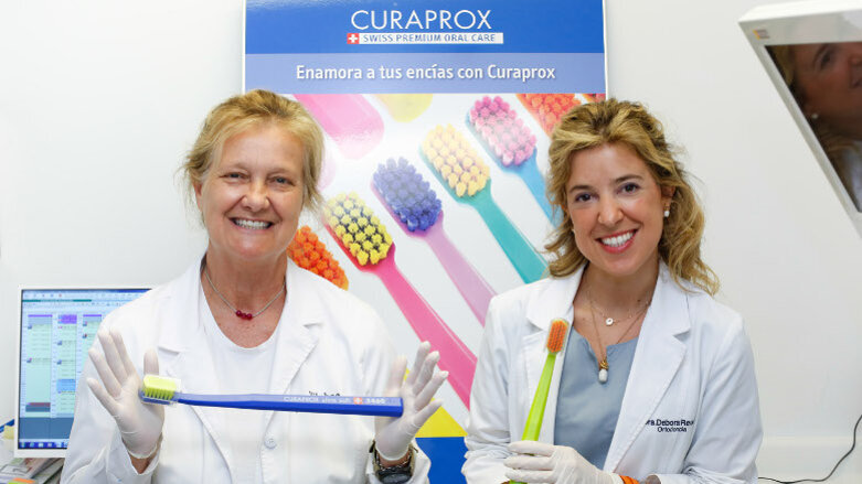 Clínica Vilaboa in Spain: “Prophylaxis is the main way that conditions like peri-implantitis can be prevented”