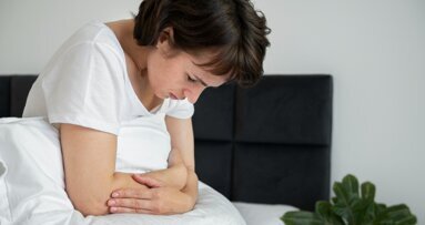 Nieswoiste zapalenia jelit związane są z chorobami przyzębia
