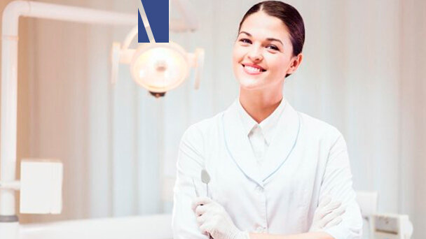 Dentista: al primo posto tra i migliori lavori del 2017
