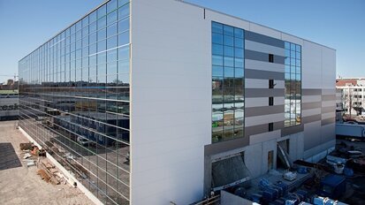 Η εταιρεία Planmeca γιορτάζει την 40η επέτειό της επεκτείνοντας τις εγκαταστάσεις της
