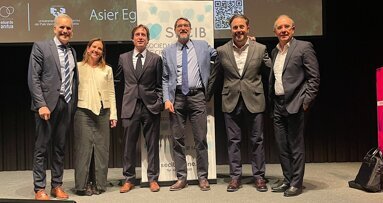 Curso de actualización en implantología oral 