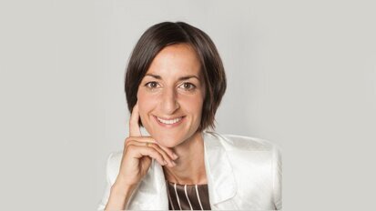 An interview with Dr. Maria Csillag (Budapest) - the creator of Smylist®
