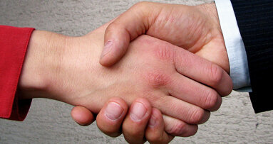 Dental hygienists celebrate key dental industry partners