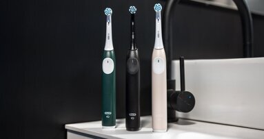 Conçue pour une transition des plus simples : Oral–B célèbre le lancement de la nouvelle Oral–B iO2